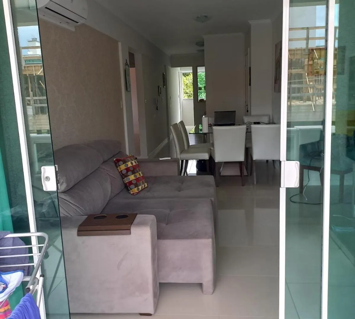 Apartamento Uma Quadra Da Praia 봄비나스